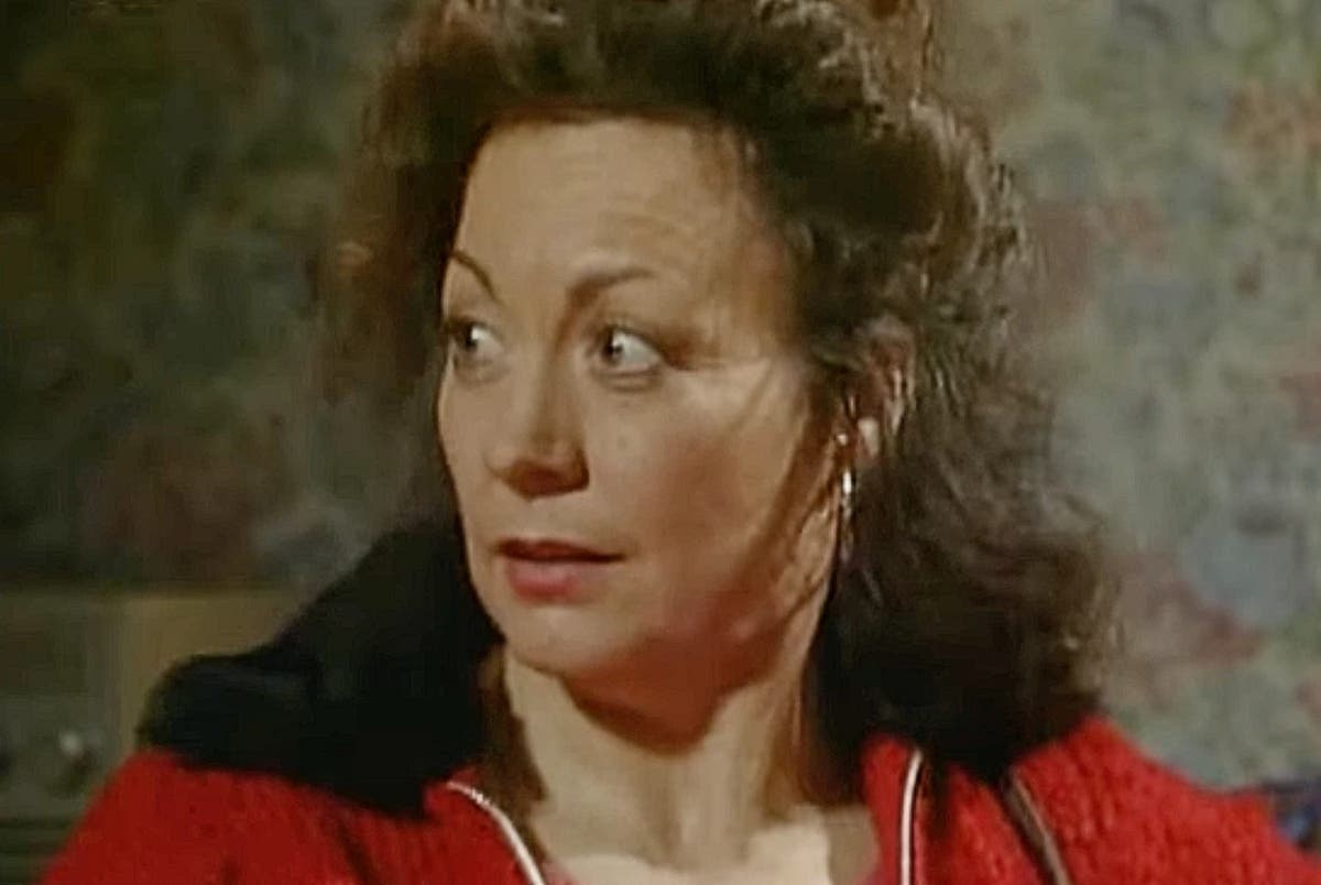 Anita Carey, Coronation Street and Doctors actor, dies aged 75 - Vimarsana News