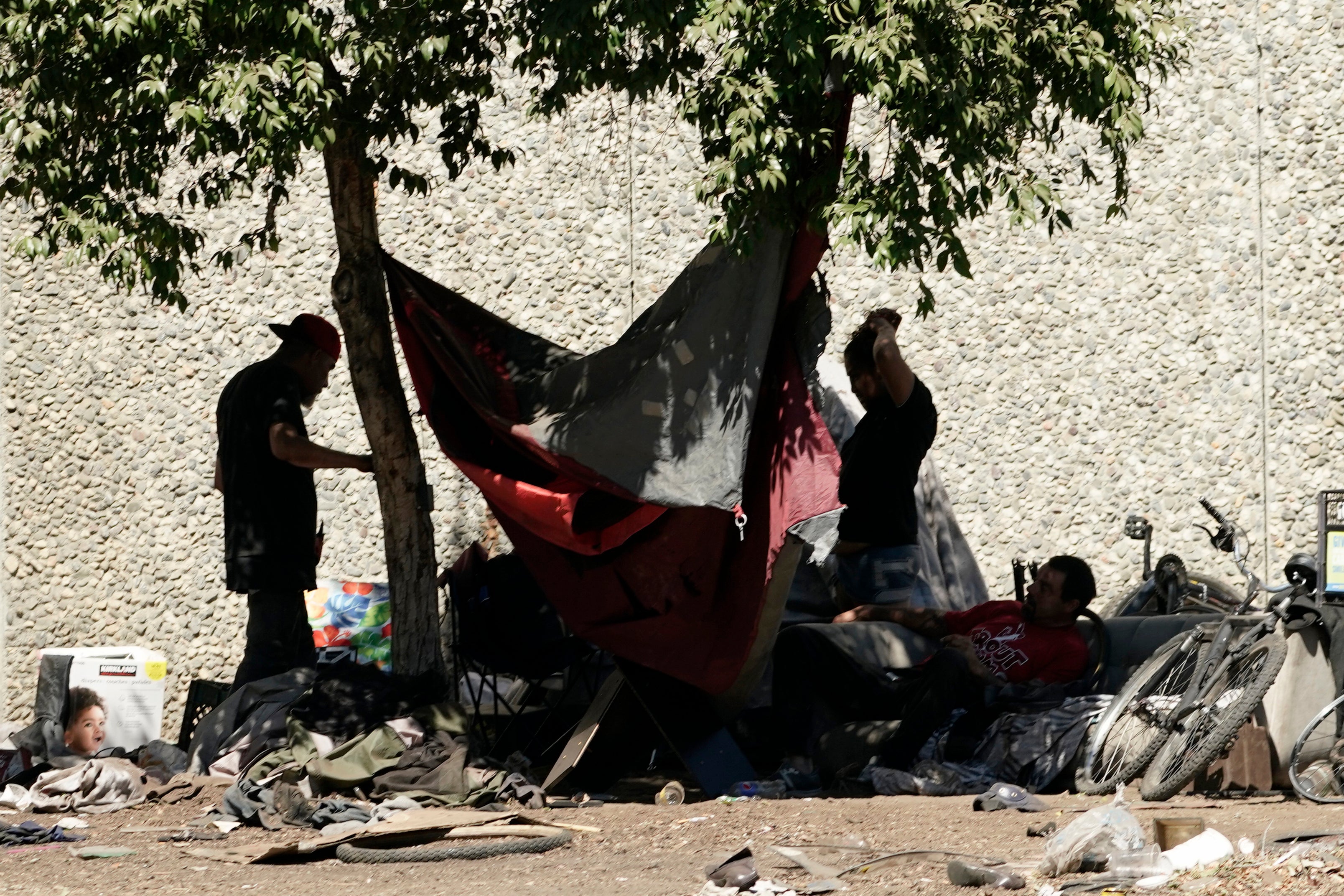 Heat Wave Homeless Sweeps Sacramento