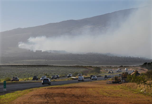 <p>Wildfires are raging in Hawaii </p>
