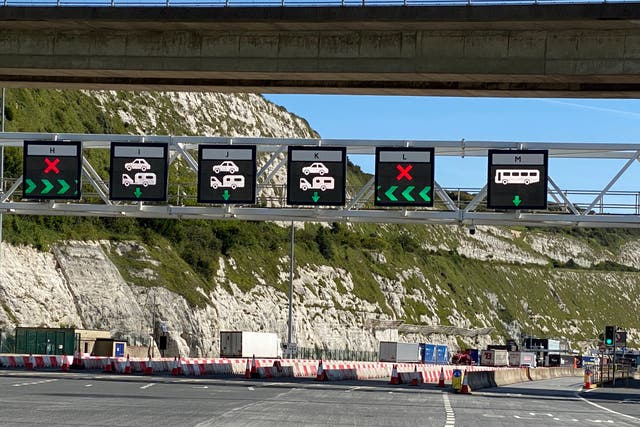 <p>Travelling off-peak is the best way to avoid long waits at Dover</p>