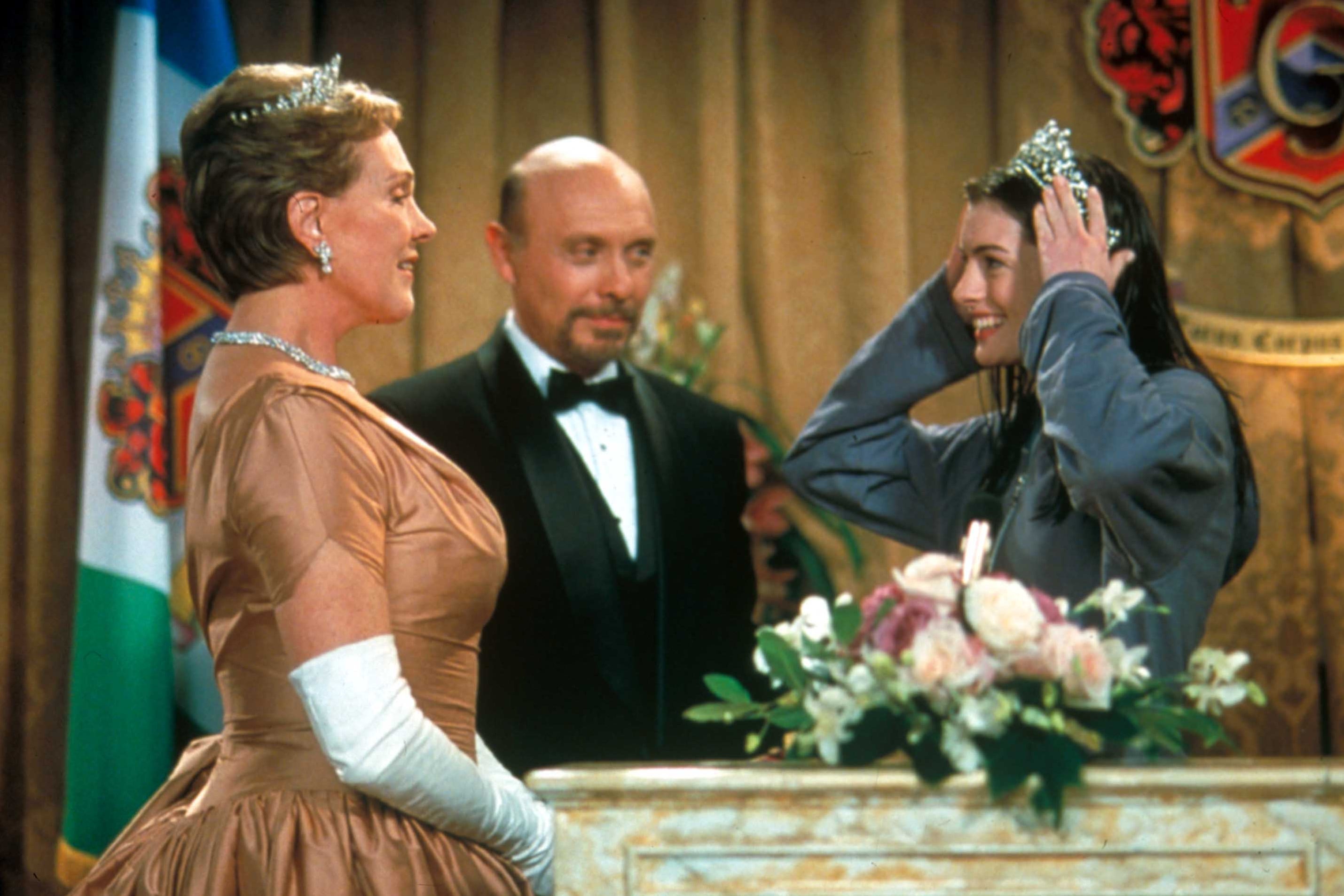 Julie Andrews, Hector Elizondo and Anne Hathaway in ‘The Princess Diaries’