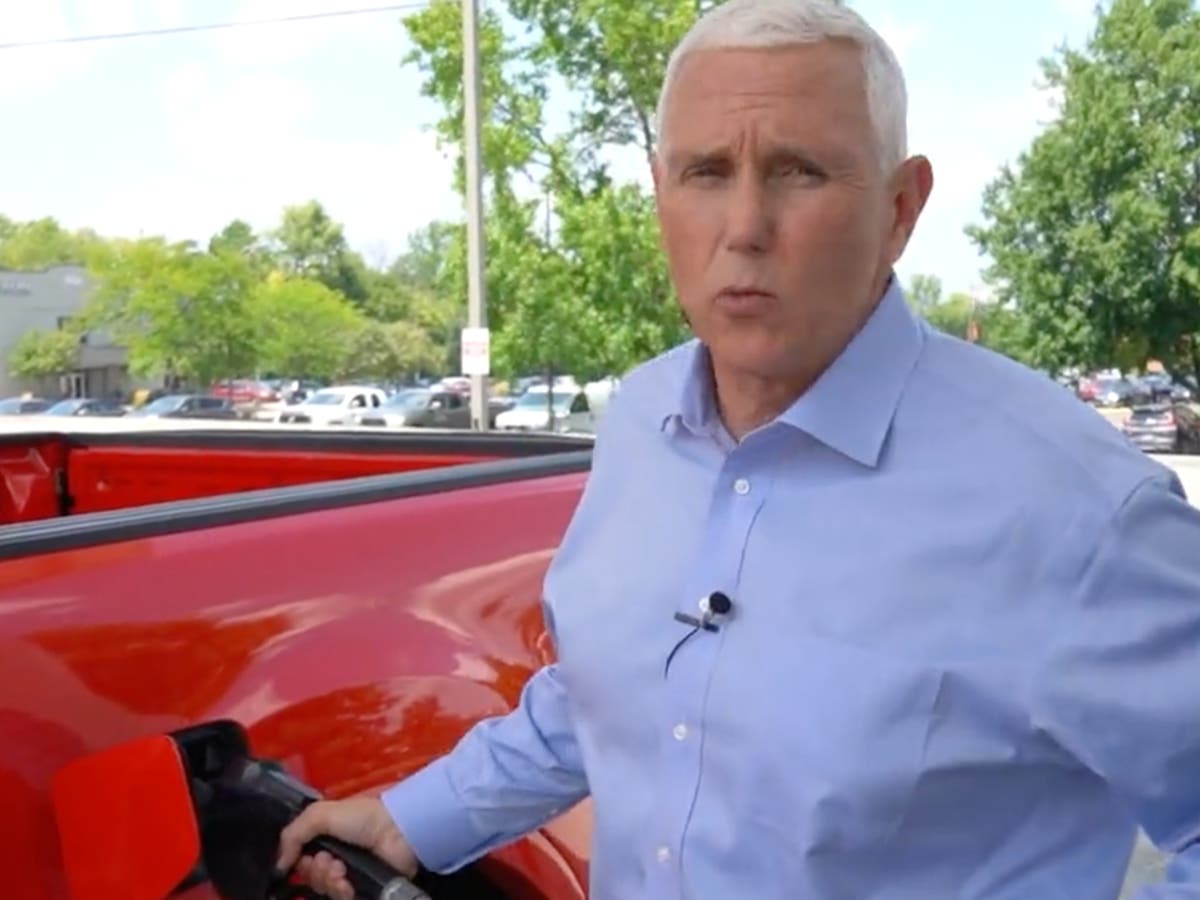 Pence mocked for gas station ad after seemingly not pumping any gas