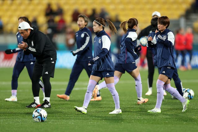 <p>Live: Fans gather in Auckland ahead of Women's World Cup quarter-final between Japan and Sweden</p>