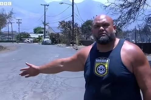Maui wildlife survivor Kekoa Lansford has told how there are still “dead bodies in the water floating” following the devastating blazes