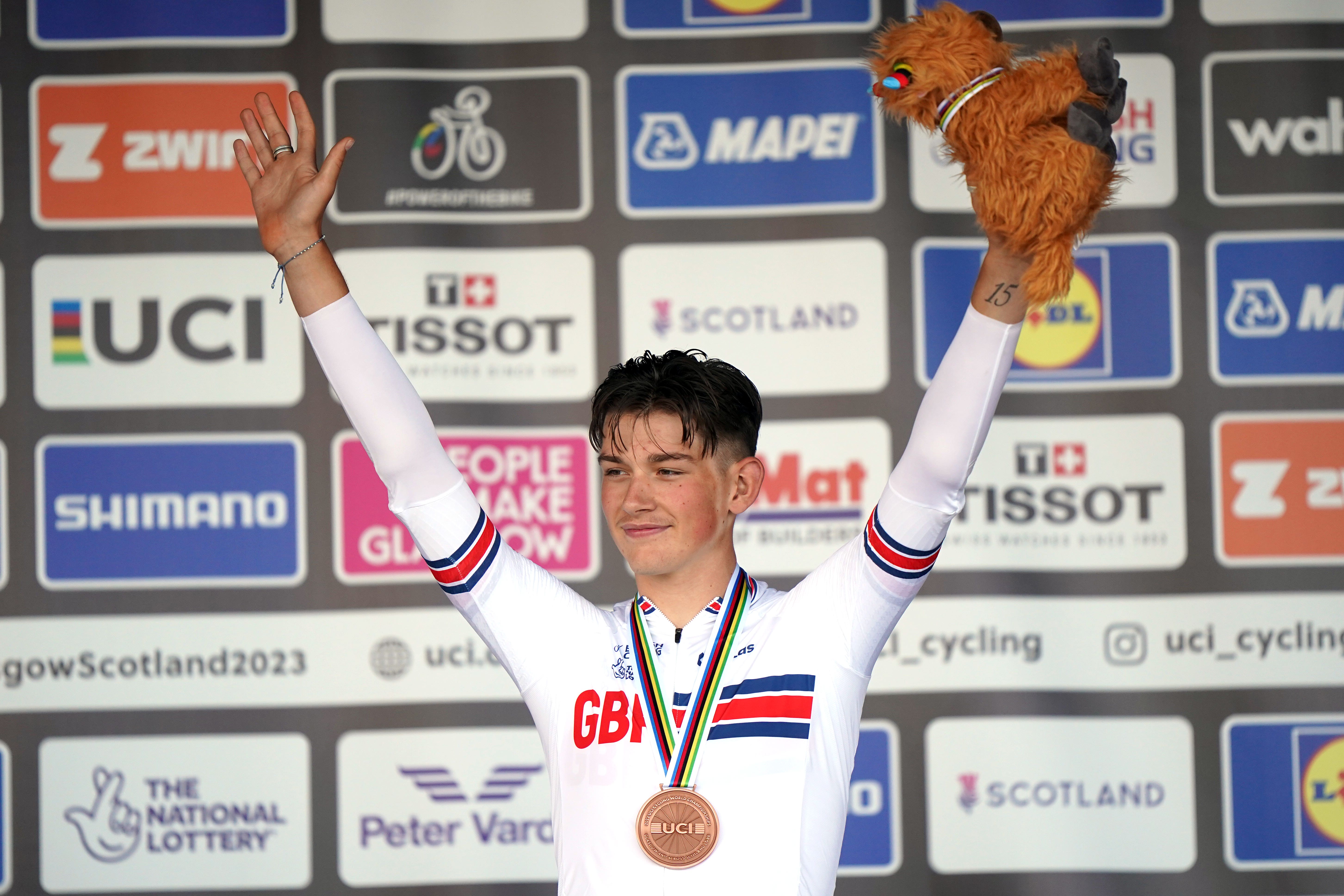 Teenager Josh Tarling celebrates a breakout bronze in the men’s time trial at the 2023 World Championships