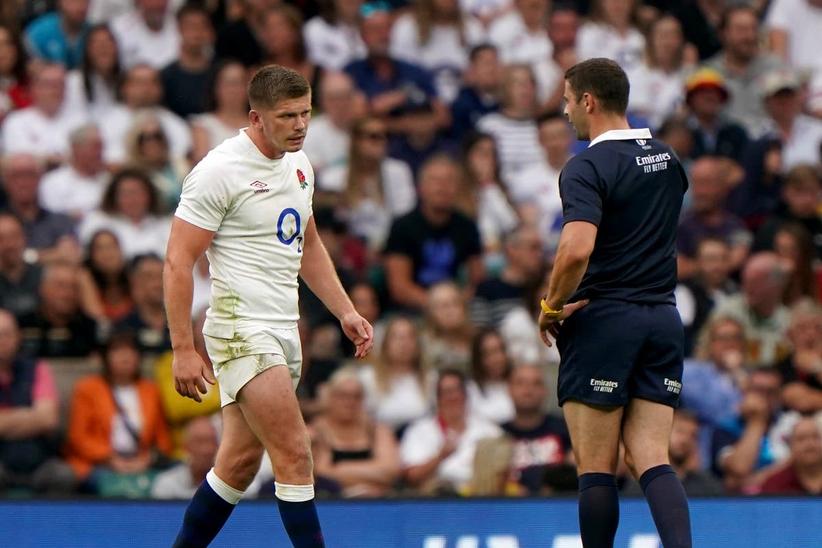 Owen Farrell sent off as England secure scrappy late win over Wales