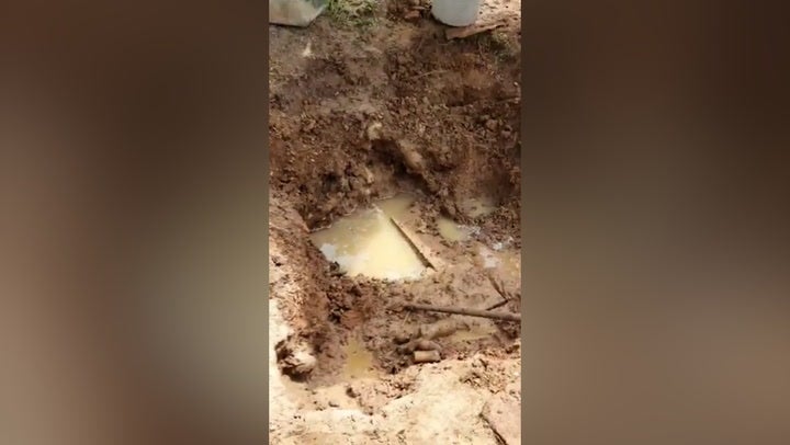 <p>Cambodia school closed after thousands of unexploded civil war-era bombs found under classrooms.</p>