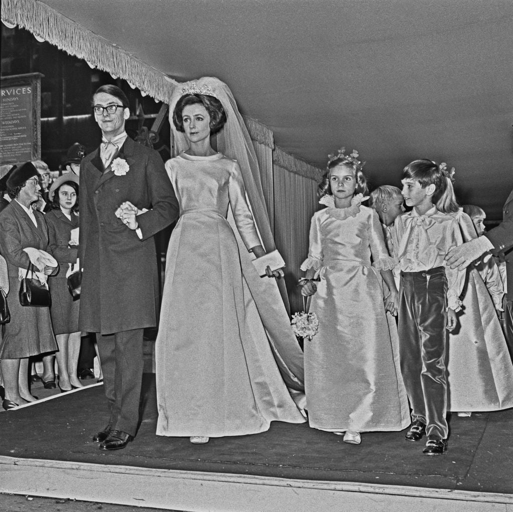 The wedding of Sheridan Hamilton-Temple-Blackwood, 5th Marquess of Dufferin and Ava, to Lindy Guinness at Westminster Abbey on 21 October 1964