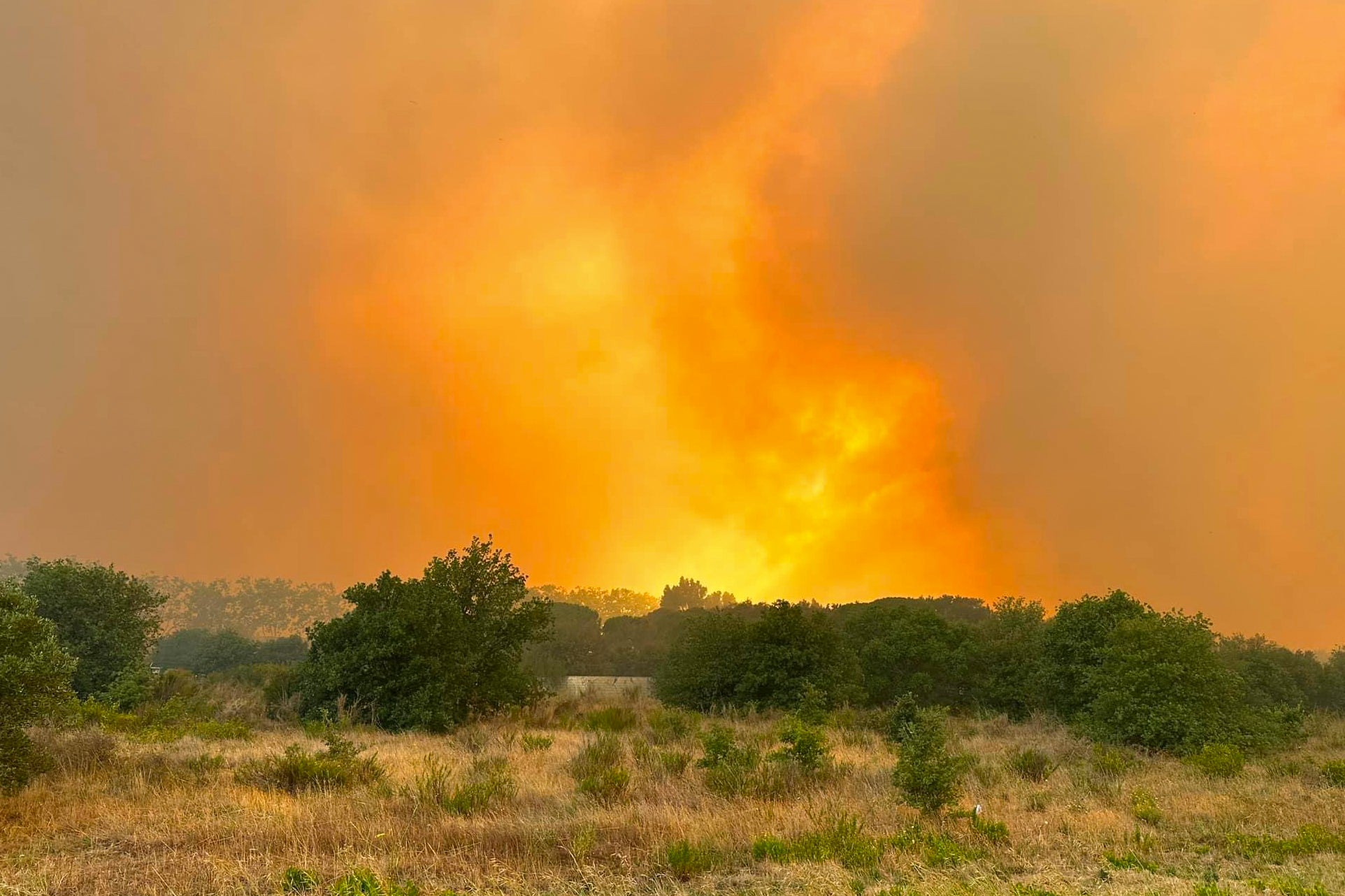 Fire rages above France’s Pyrénées-Orientales department