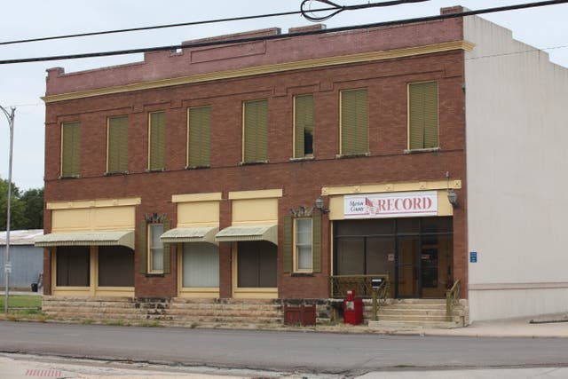 <p>The offices of the Marion County Record sit across from the Marion County Courthouse in Marion, Kan., Sunday, Aug. 13, 2023, in Marion, Kansas. Law enforcement officers raided the newspaper office and seized computers and employee cell phones in what Editor and Publisher Eric Meyer believes is an attempt to intimidate the newspaper as it examines local issues, including the police chief's background. (AP Photo/John Hanna)</p>