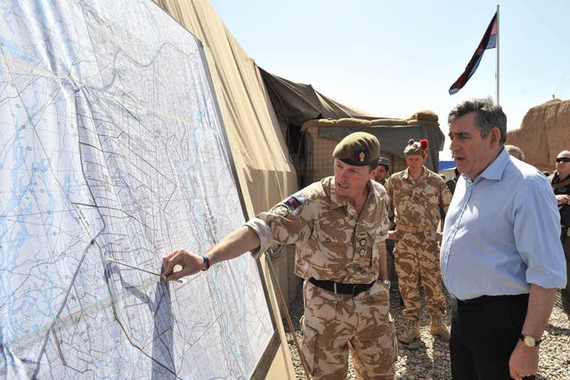 Lieutenant General Roly Walker with Gordon Brown in Helmand Province, Afghanistan (PA Archive)