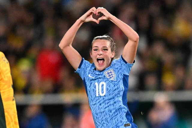 <p>England’s midfielder Ella Toone celebrates</p>