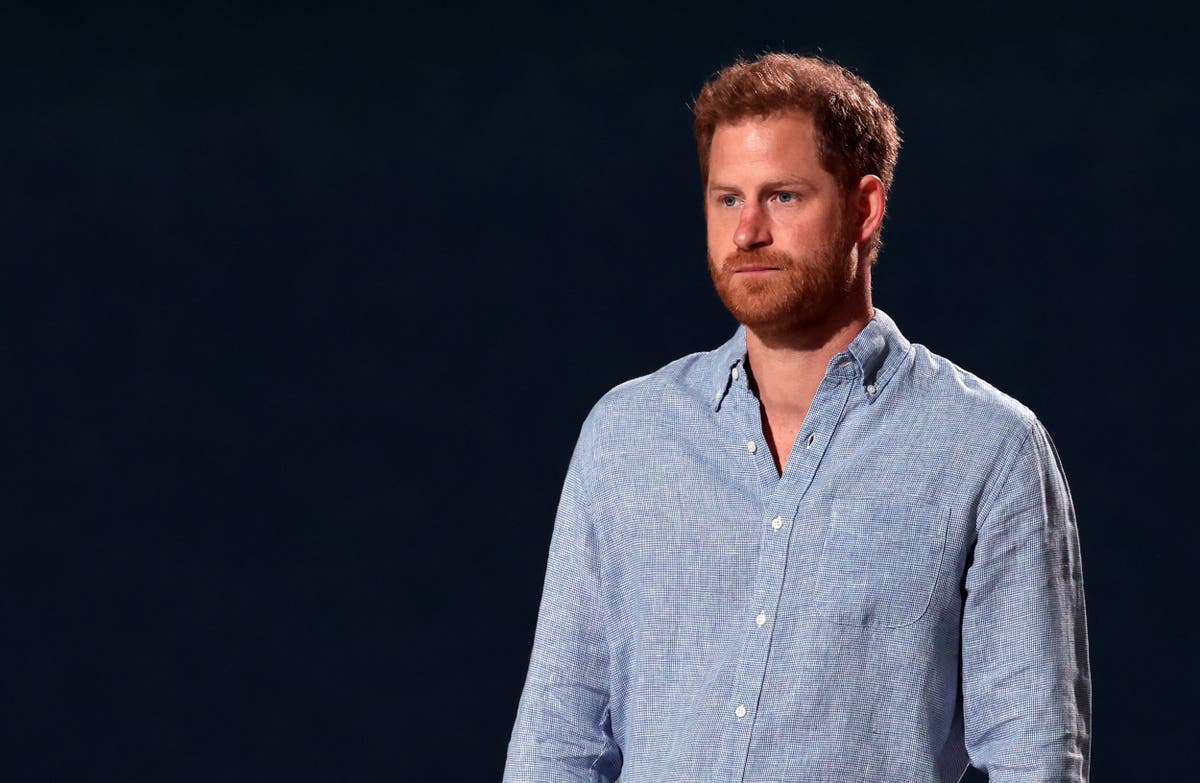 Fans poke fun at Prince Harry appearing &lsquo;miserable&rsquo; at Beyonc&eacute; concert