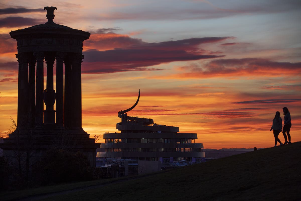Number of tourism visits to Scotland from people elsewhere in Britain on rise