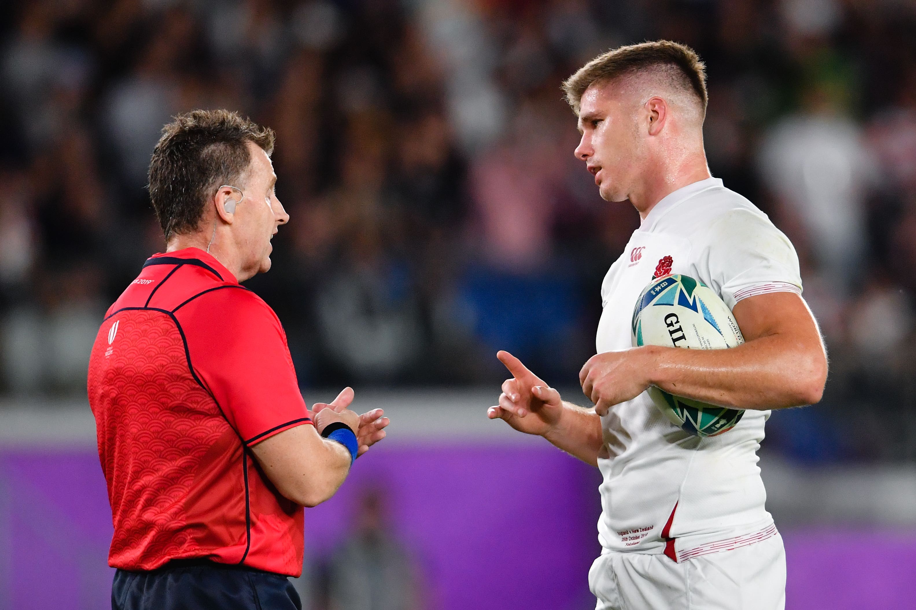 Retired referee Nigel Owens (left) was one of rugby’s top officials