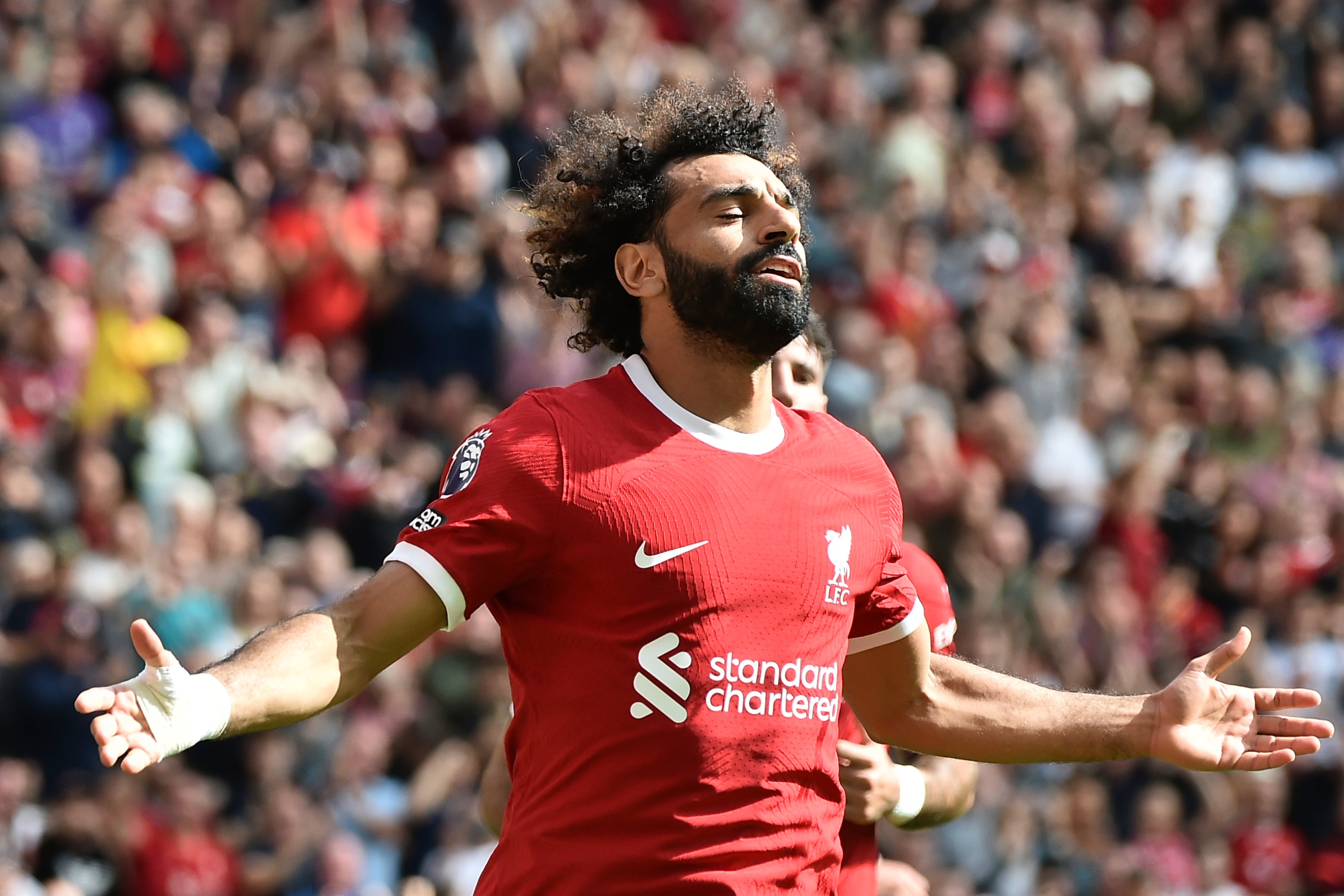 Mohamed Salah é eleito jogador do ano na Inglaterra