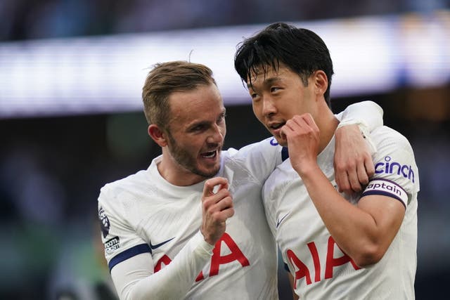 James Maddison and Son Heung-min embrace at full-time</p>
<p>» width=»3500″ height=»2333″ /></p>
<p>Источник <span class=