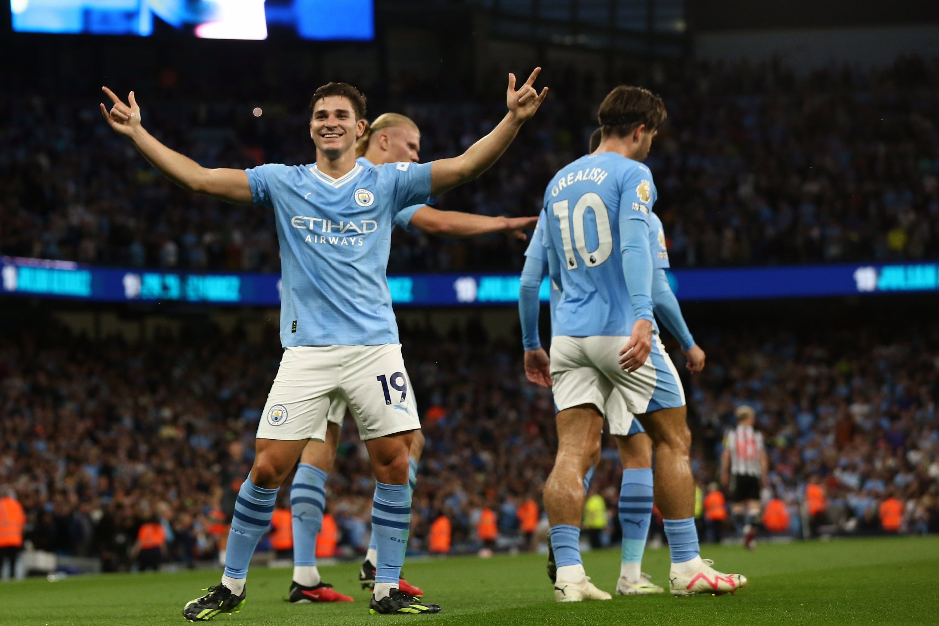 Man City vs Newcastle LIVE: Premier League result and reaction as Julian  Alvarez scores winner