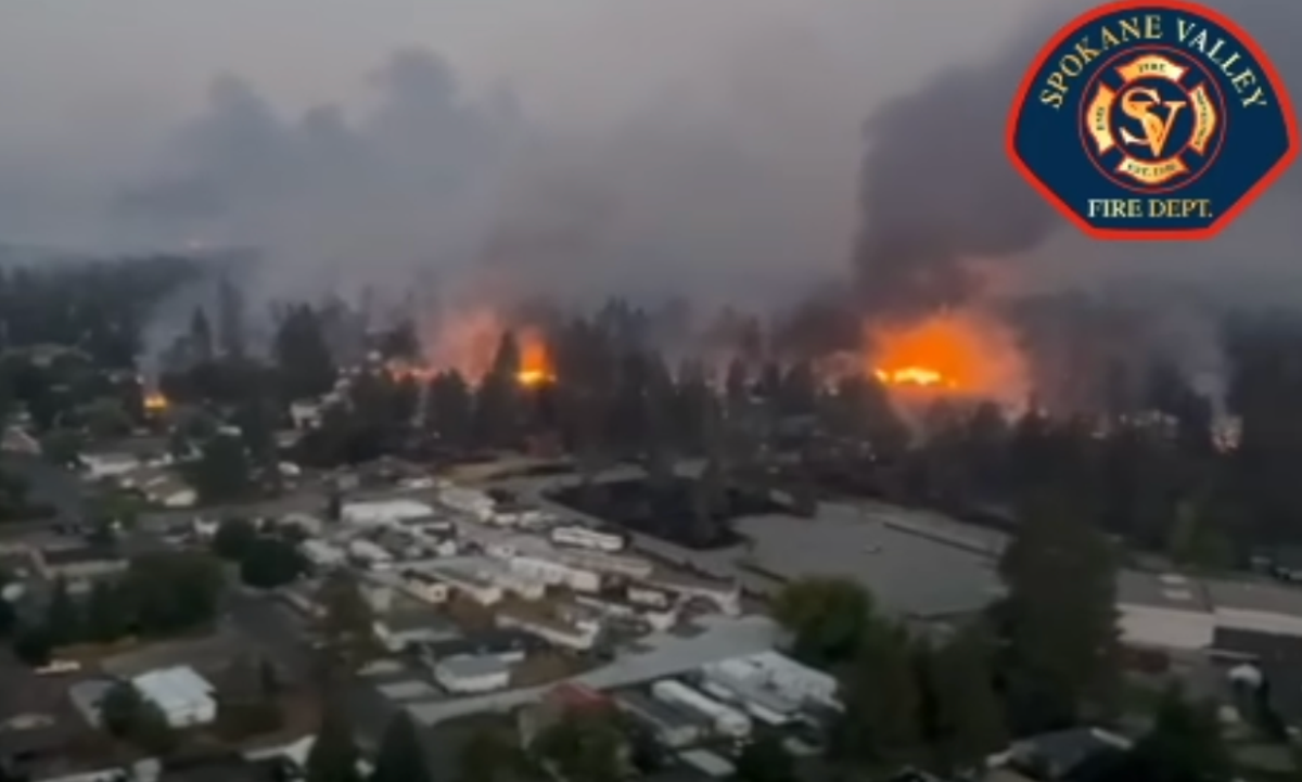 Evacuations urged as wildfire in Washington state grows to 20,000 acres