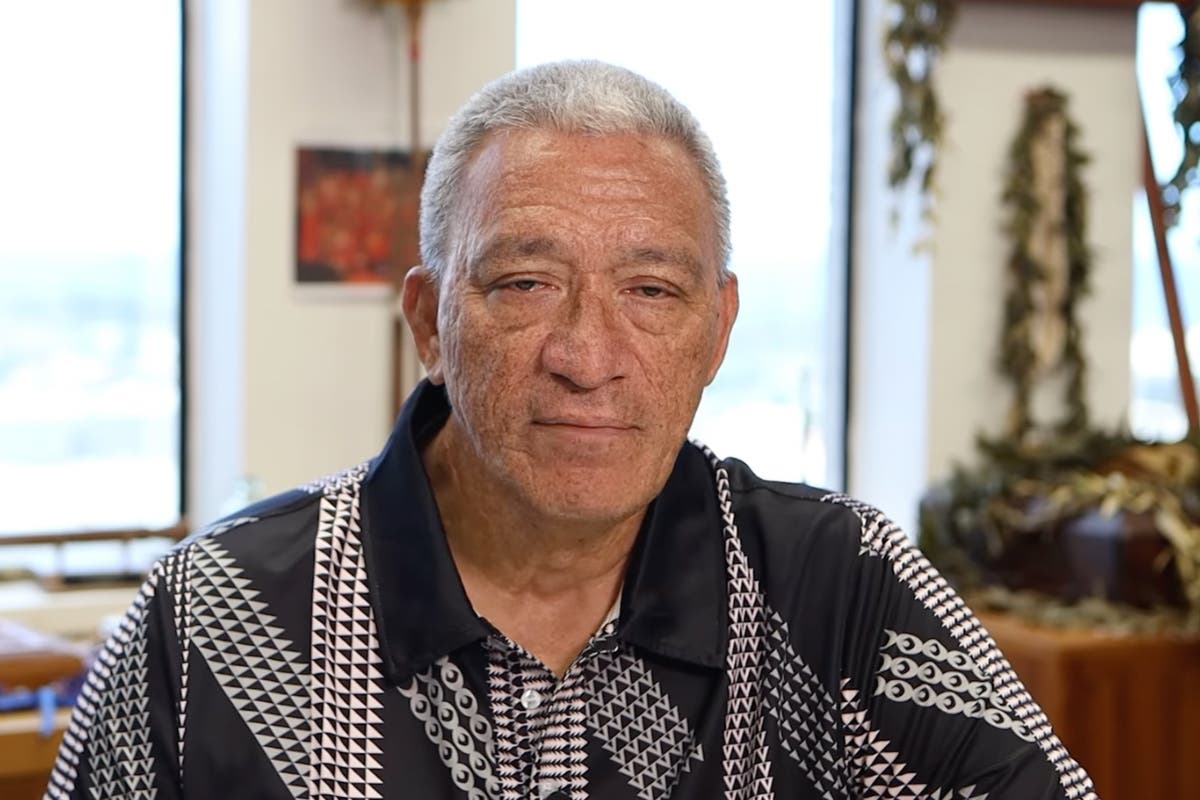 Mayor of Maui says 850 people are still missing as Biden expected to