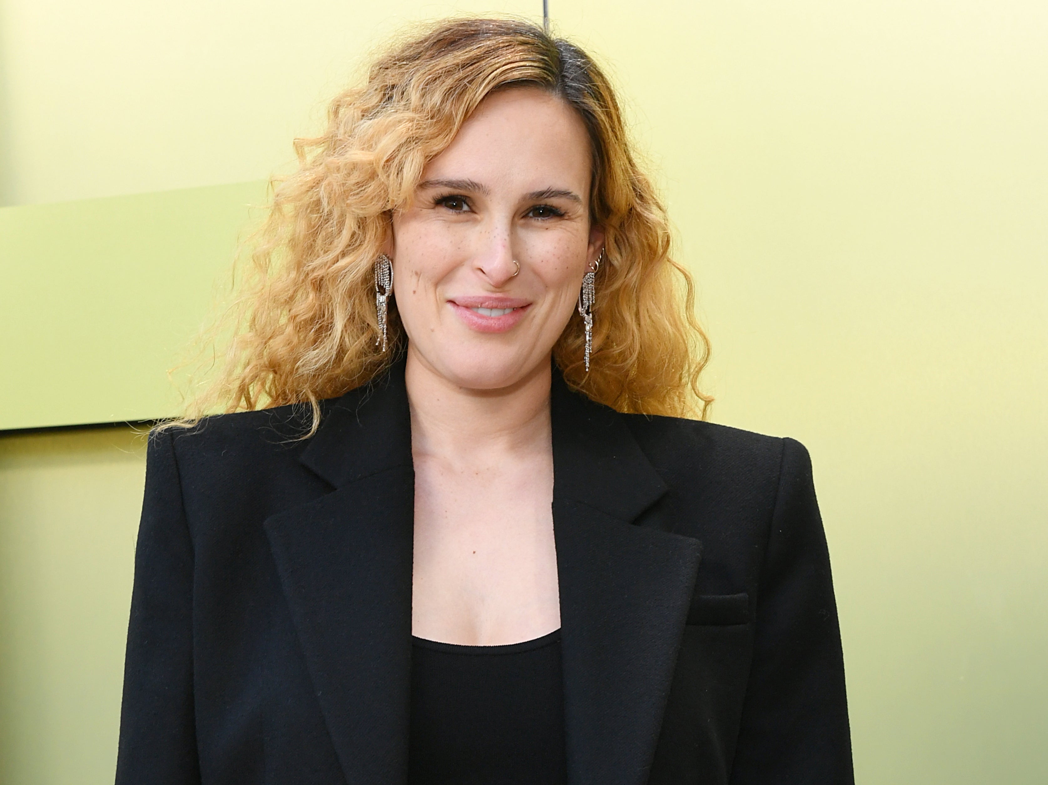 Rumer Willis shuts down criticism over breastfeeding photo with her ...