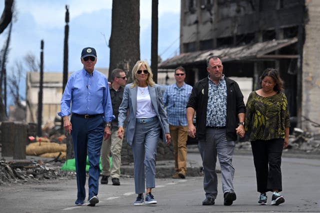 <p>US President Joe Biden (L), US First Lady Jill Biden (R), Hawaii Governor Josh Green (2nd R) and Jaime Green, First Lady of Hawaii, take part in an operational briefing on response and recovery efforts following wildfires in Lahaina, Hawaii on August 21, 2023</p>