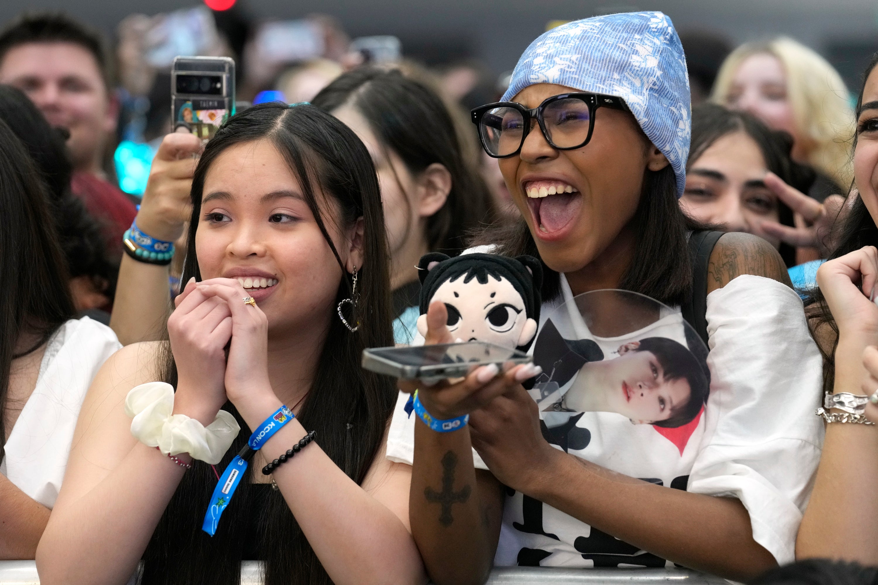 Inside KCON LA 2023, an extravagant microcosm of K-pops macro influence The Independent