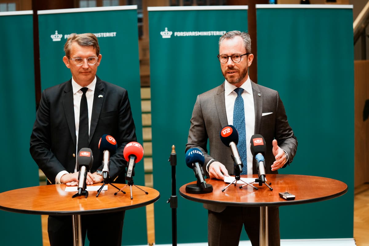 De Deense minister van Defensie wisselt van positie met de minister van Economische Zaken, dagen nadat hij F-16’s aan Oekraïne heeft geschonken
