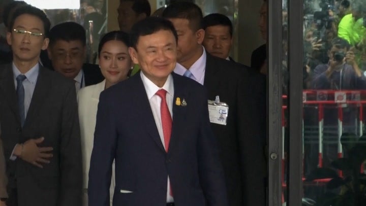 <p>Exiled former PM Thaksin Shinawatra returns to Thailand after 17 years.</p>