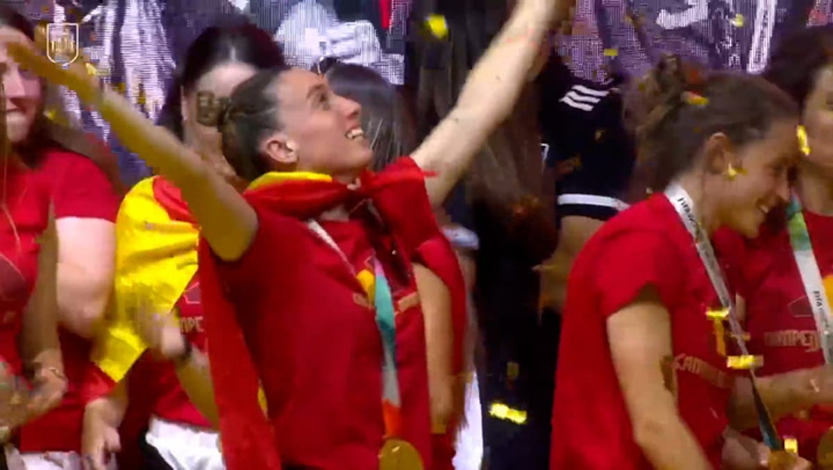 Spain World Cup team receives heroes&rsquo; welcome at Madrid victory parade