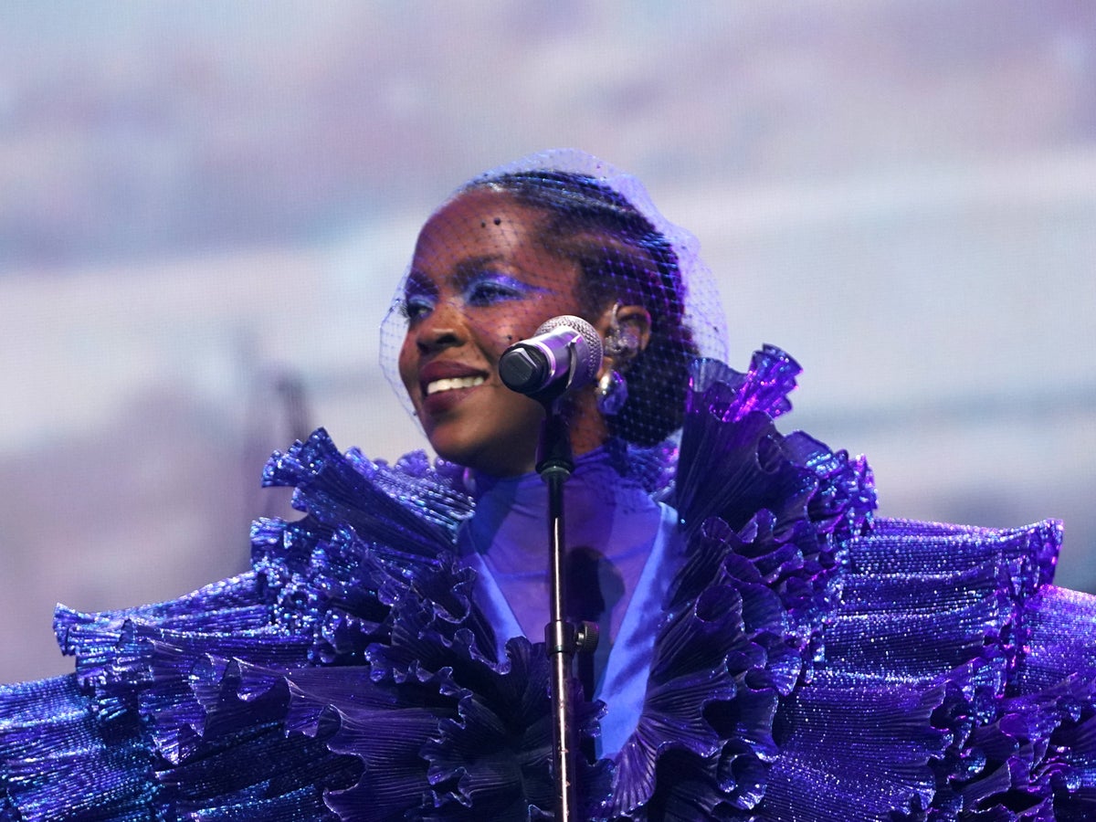 Ms. Lauryn Hill Official Site