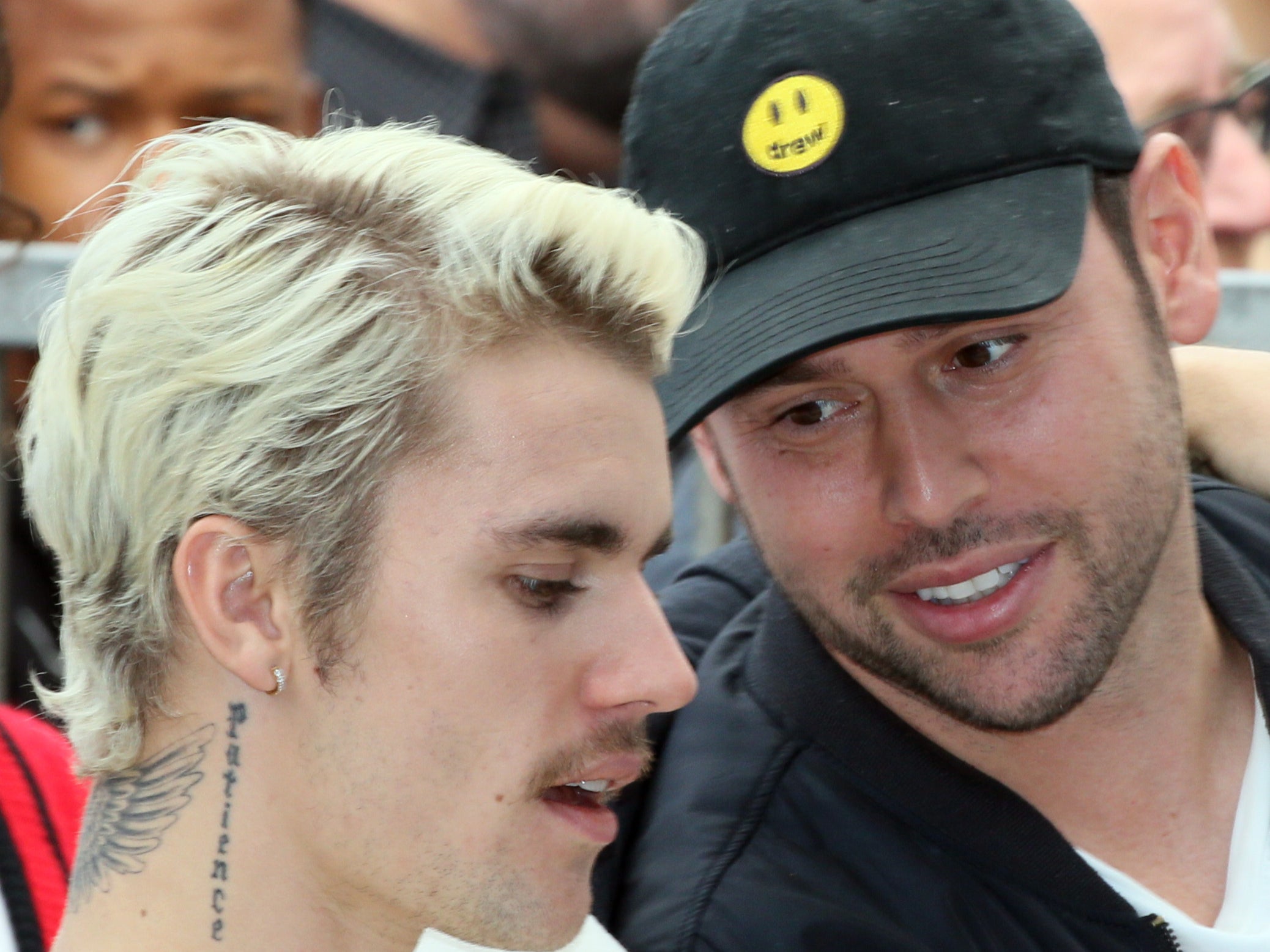 Justin Bieber (left) and Scooter Braun in 2020