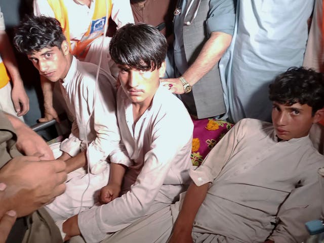 Pakistan Children Trapped