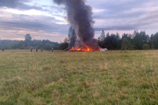 Ukraine war - live: Wagner chief Prigozhin and co-founder ‘killed’ in Russia plane crash as Putin at concert