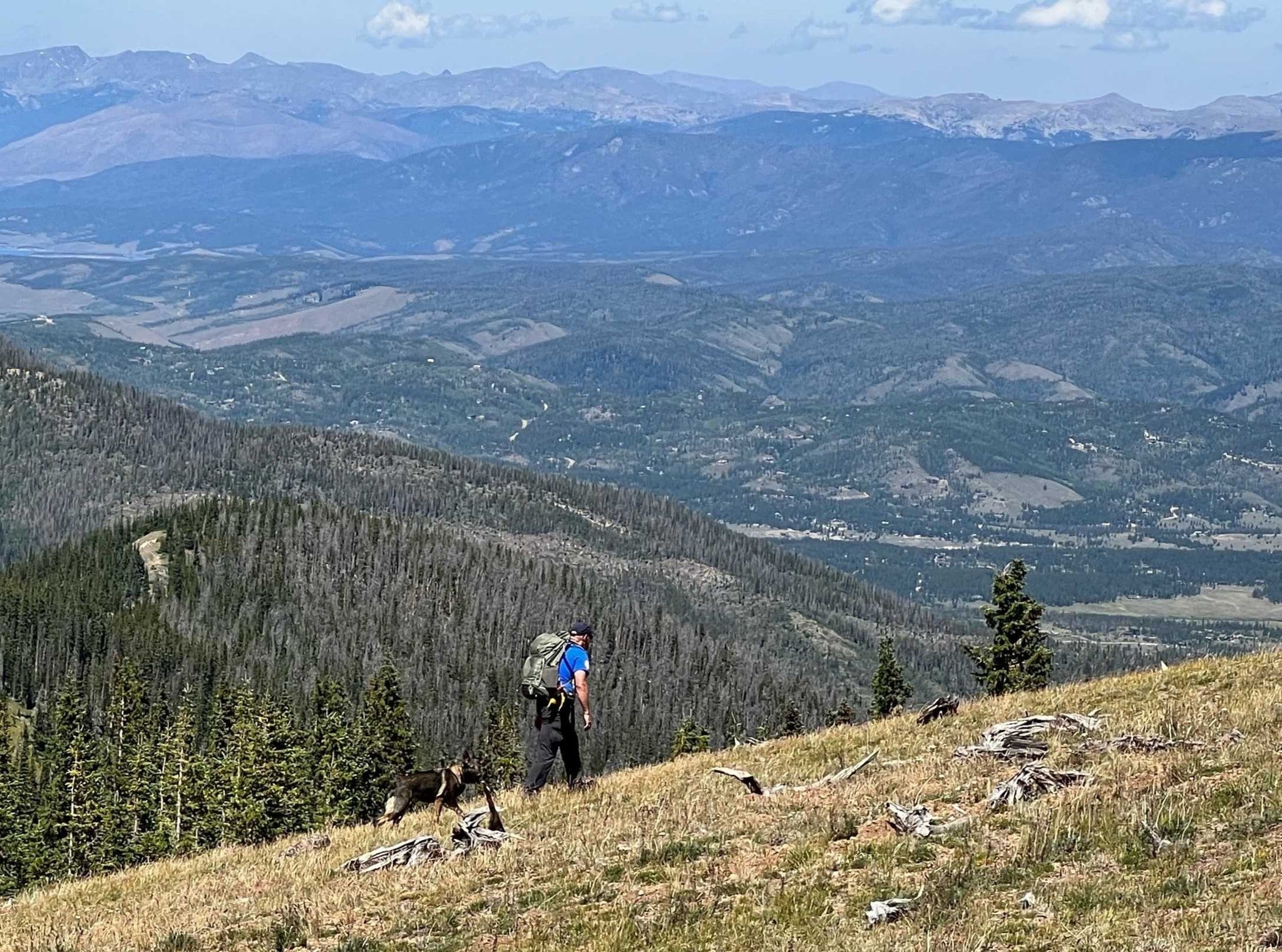 Search teams are scouring the vast wilderness in Colorado for two missing women