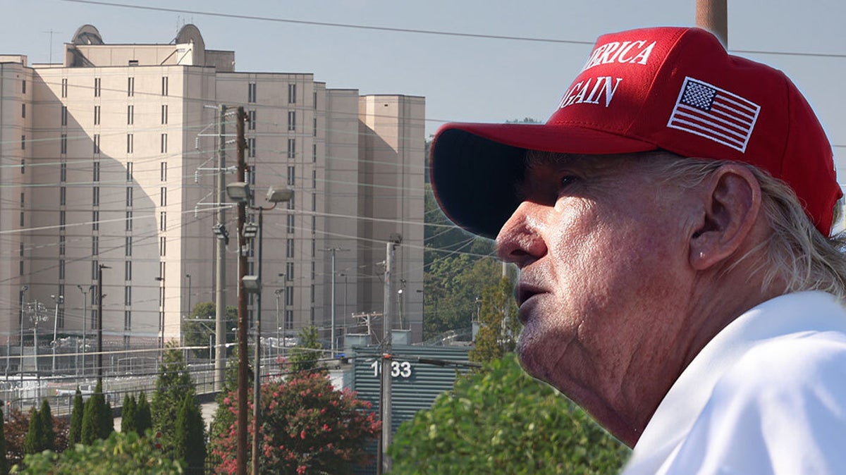 Trump arrest live: Trump lands in Atlanta to surrender at Fulton County Jail in Georgia 2020 election case