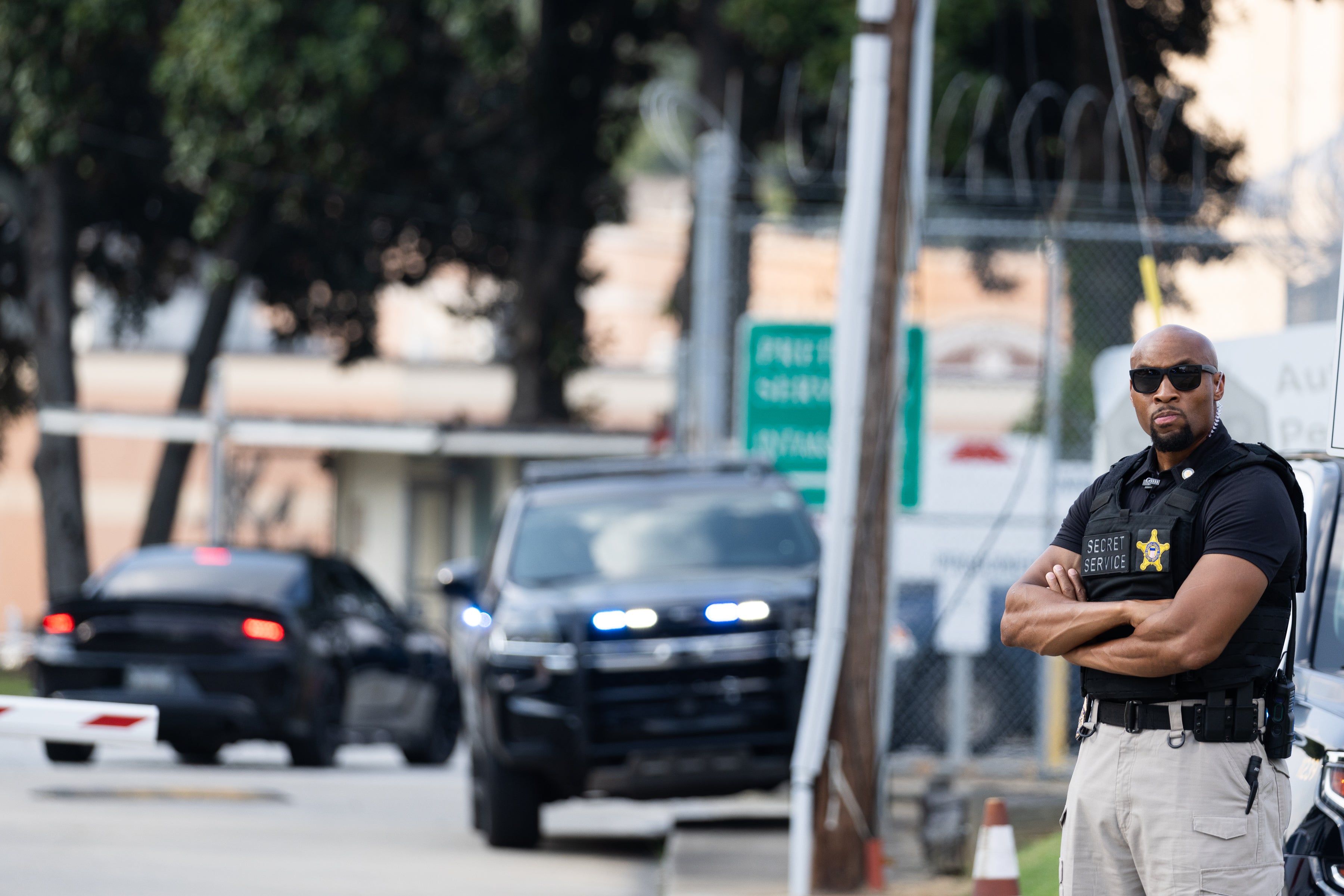 US Secret Service stands guard outside the Fulton County Jail ahead of former President Donald Trump's surrender on August 24, 2023 in Atlanta, Georgia.