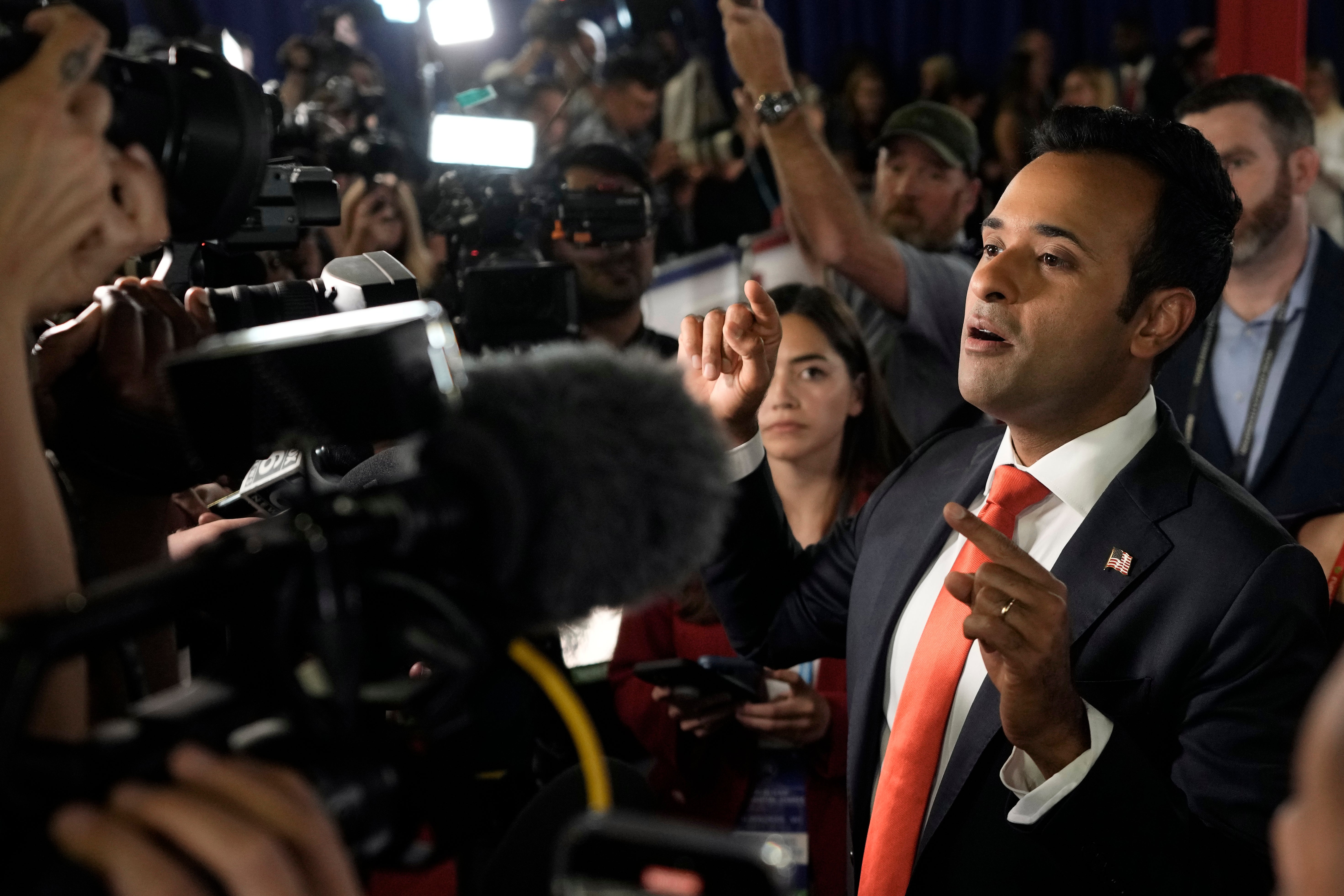 REPUBLICANOS-DEBATE-CAMBIO CLIMÁTICO