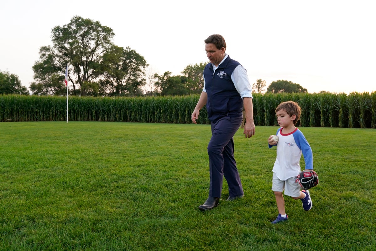 Far away from Trump’s jail drama, Ron DeSantis and his family head to Iowa’s ‘Field of Dreams’