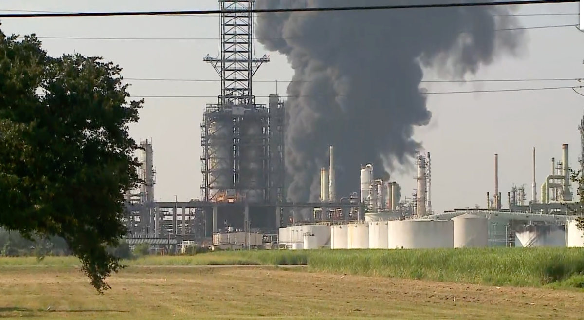 Massive fire erupts after ‘chemical leak’ at Marathon Refinery outside New Orleans