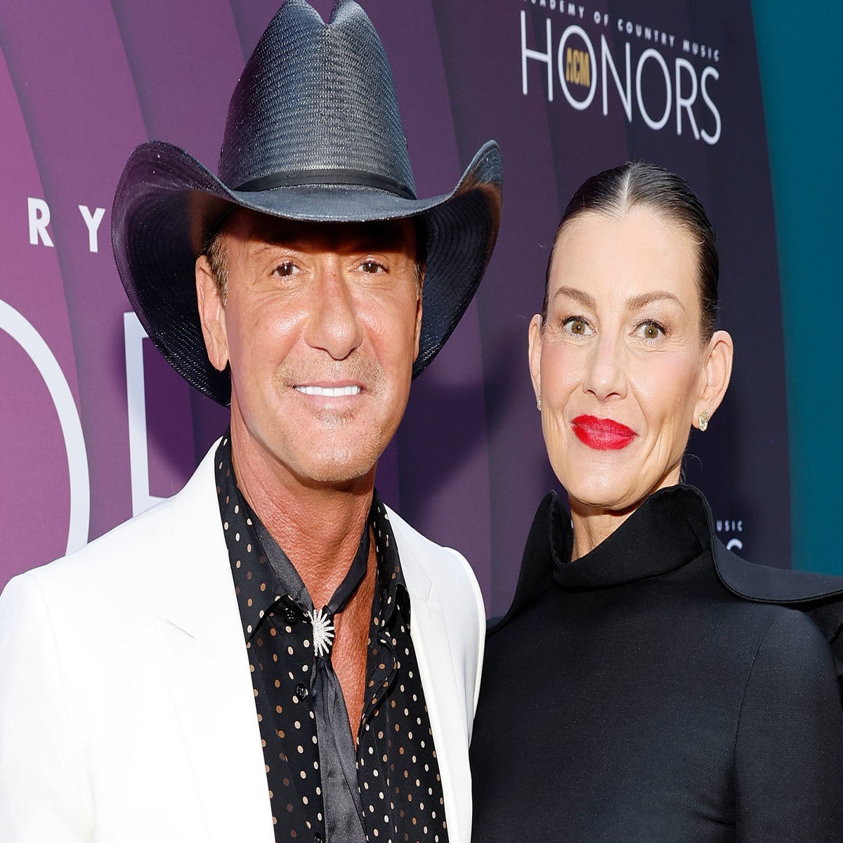 Faith Hill Shares How Tim McGraw Helped Her Through Dad's Death