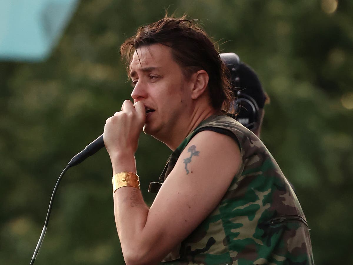 &lsquo;A genuine shambles&rsquo;: The Strokes fans leave All Points East festival early due to sound issues