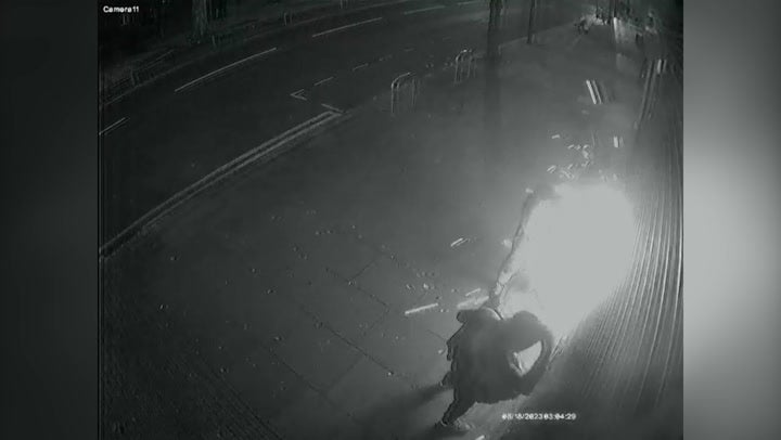 <p>Masked burglars saw through shutters and smash glass door in raid at London tech shop.</p>