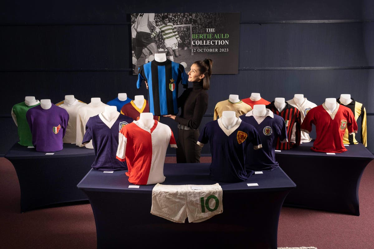 Celtic legend's famous football tops expected to make £100,000 at auction - Vimarsana News