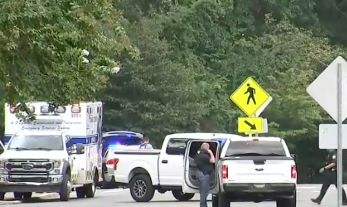 UNC Carolina shooter – latest: ‘Active shooting’ situation at Chapel Hill campus with reports of one wounded