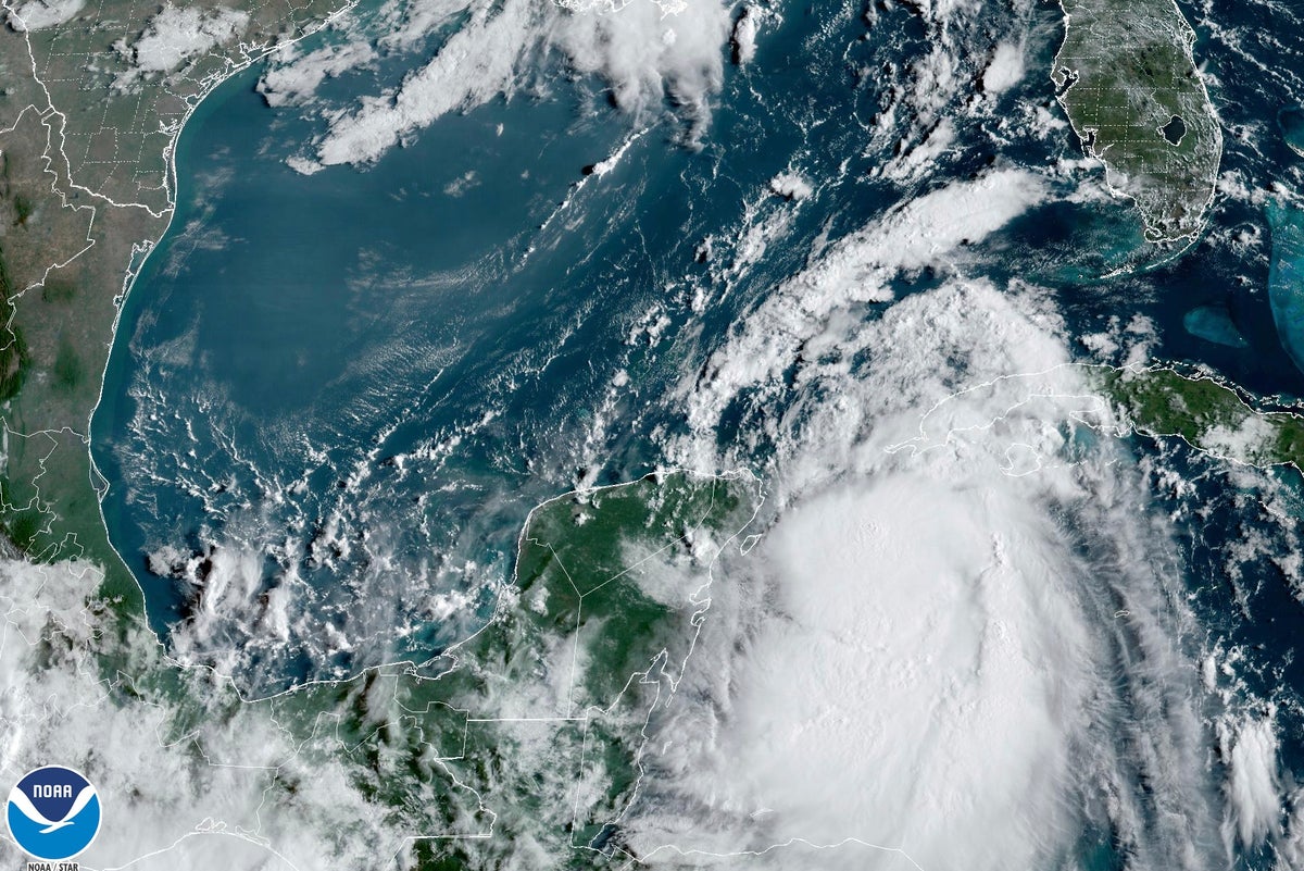 Hurricane Idalia takes aim at Florida as forecasters warn of ‘life-threatening’ storm surge: Live updates