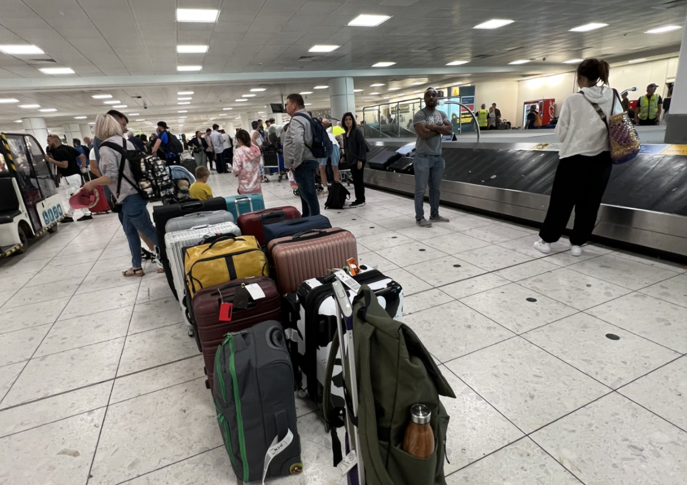 There was “chaos as the baggage collection” at Gatwick, one passenger said
