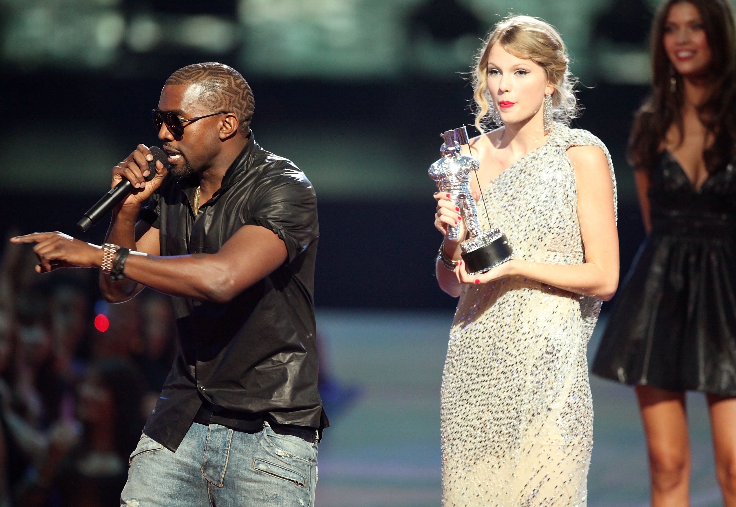 Kanye West infamously interrupts Taylor Swift at the 2009 MTV Video Music Awards