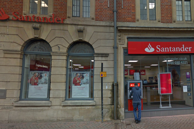 <p>The Nuneaton branch of Santander was closed just after midday on Tuesday</p>