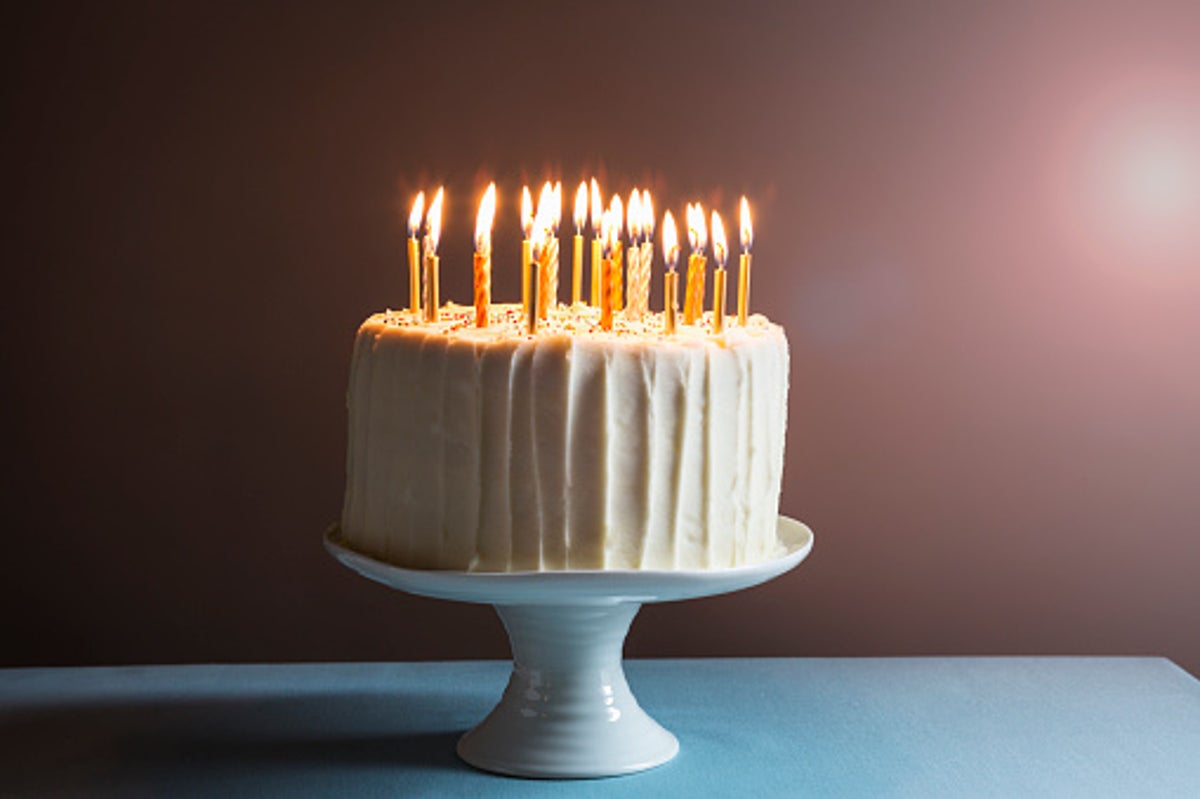 Woman asks for help making birthday cake for person she ‘cannot stand’